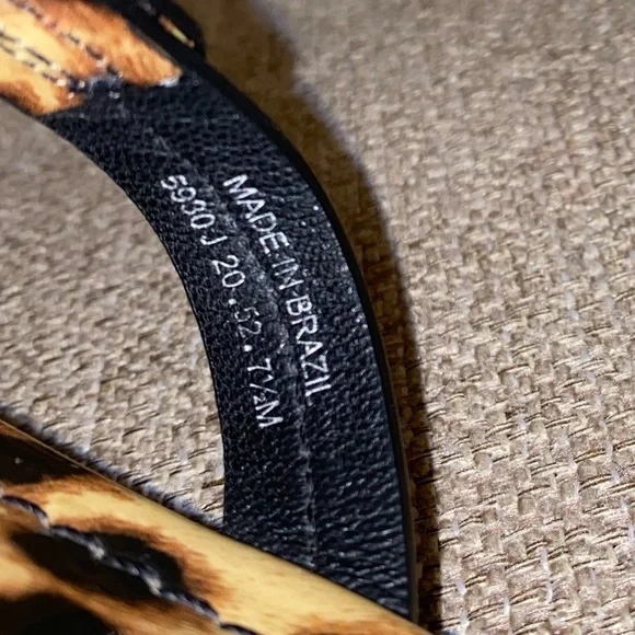 Tory Burch Miller Printed Patent Leather
Natural Leopard - Picture 14 of 15